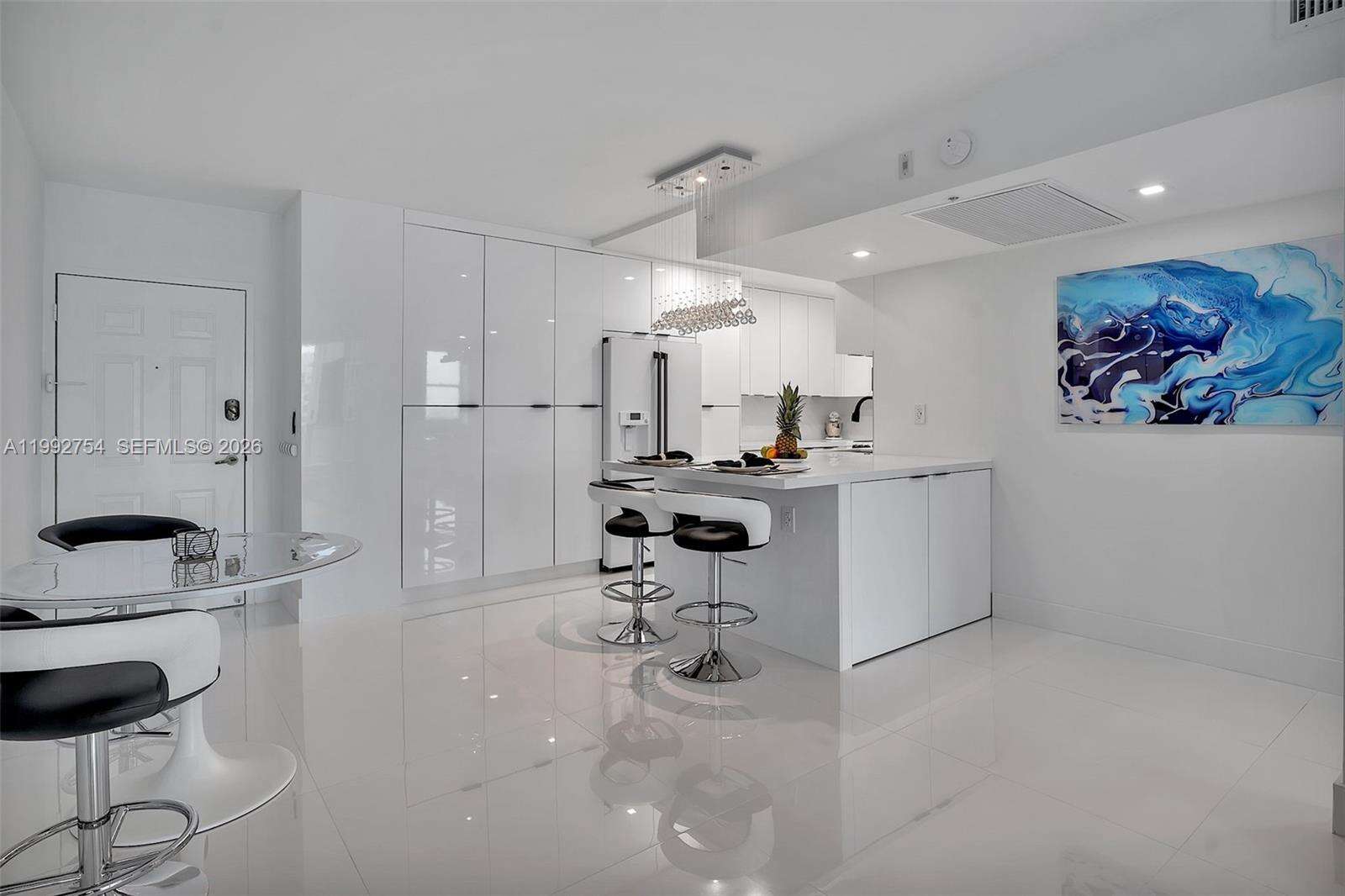 The Wave at 2501 Ocean Dr, Hollywood, FL 33019 - For Rent photo 10