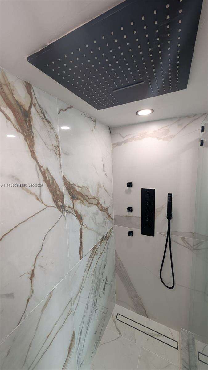 Flamingo South Beach at 1500 Bay Rd, Miami Beach, FL 33139 - For Rent photo 18