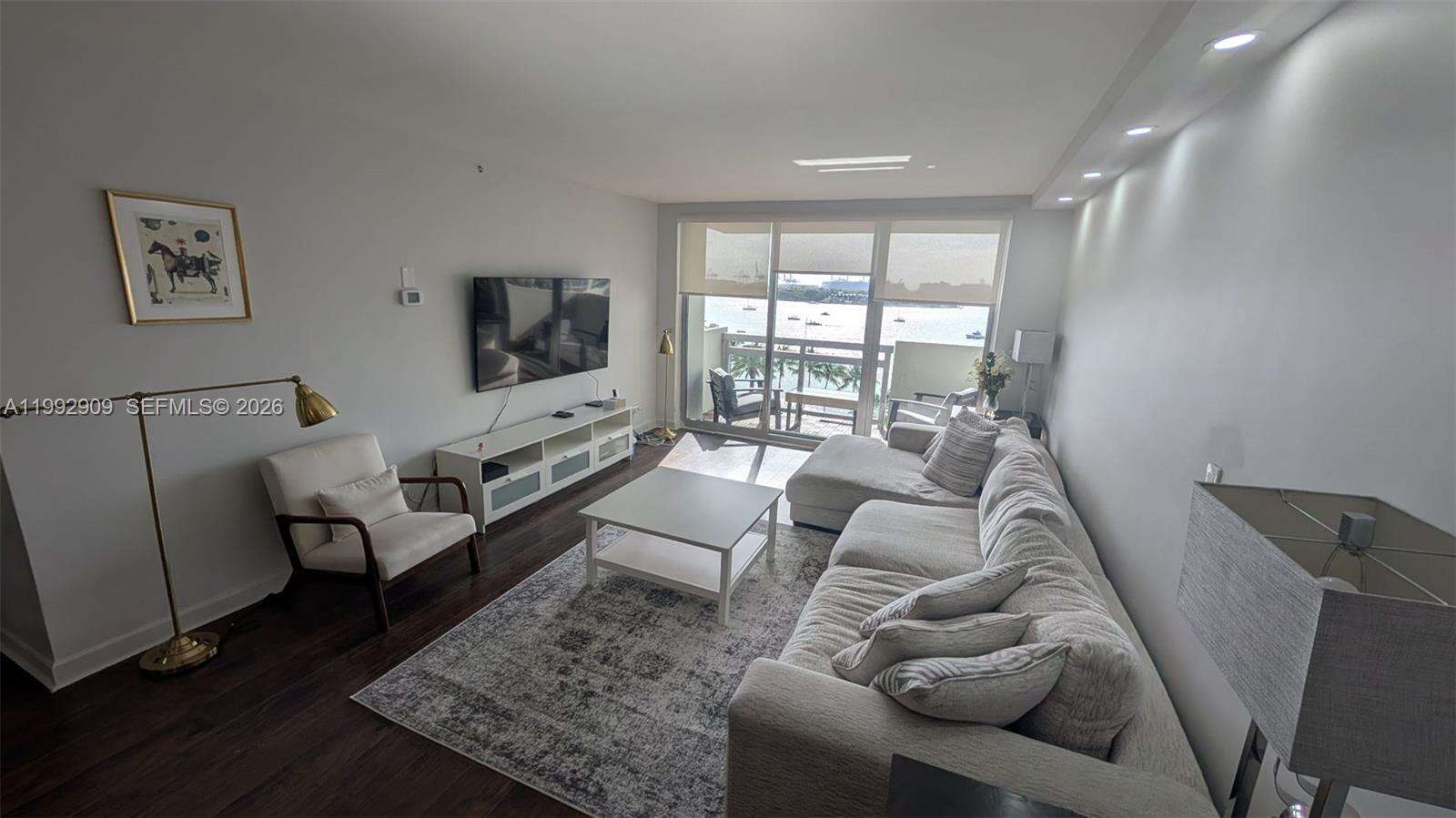Flamingo South Beach at 1500 Bay Rd, Miami Beach, FL 33139 - For Rent photo 3