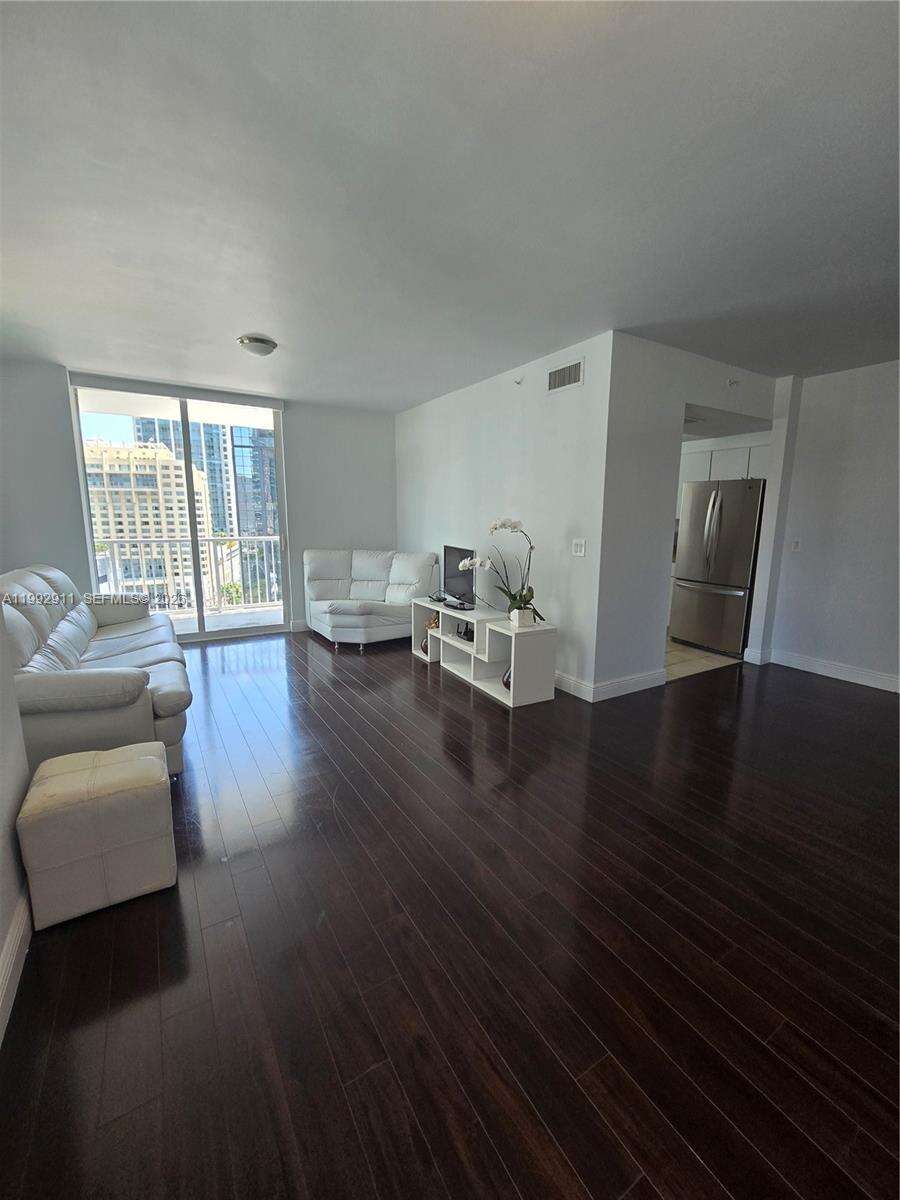 Vue At Brickell at 1250 Miami Ave, Miami, FL 33130 - For Rent photo 3