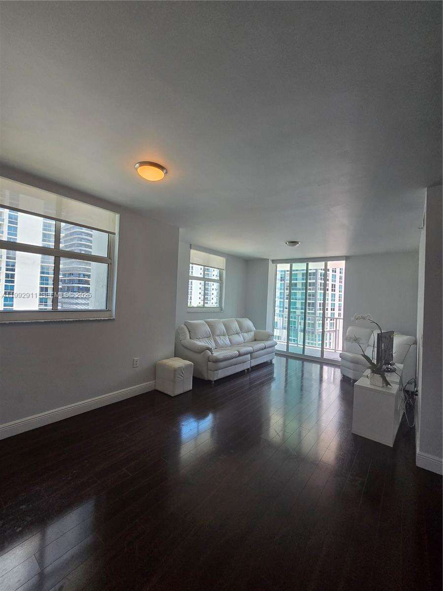 Vue At Brickell at 1250 Miami Ave, Miami, FL 33130 - For Rent photo 4