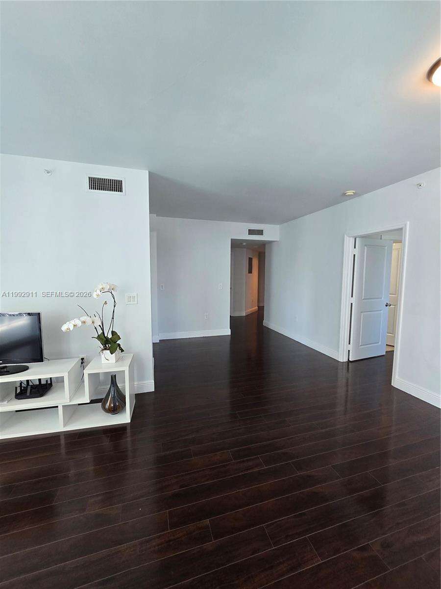 Vue At Brickell at 1250 Miami Ave, Miami, FL 33130 - For Rent photo 8