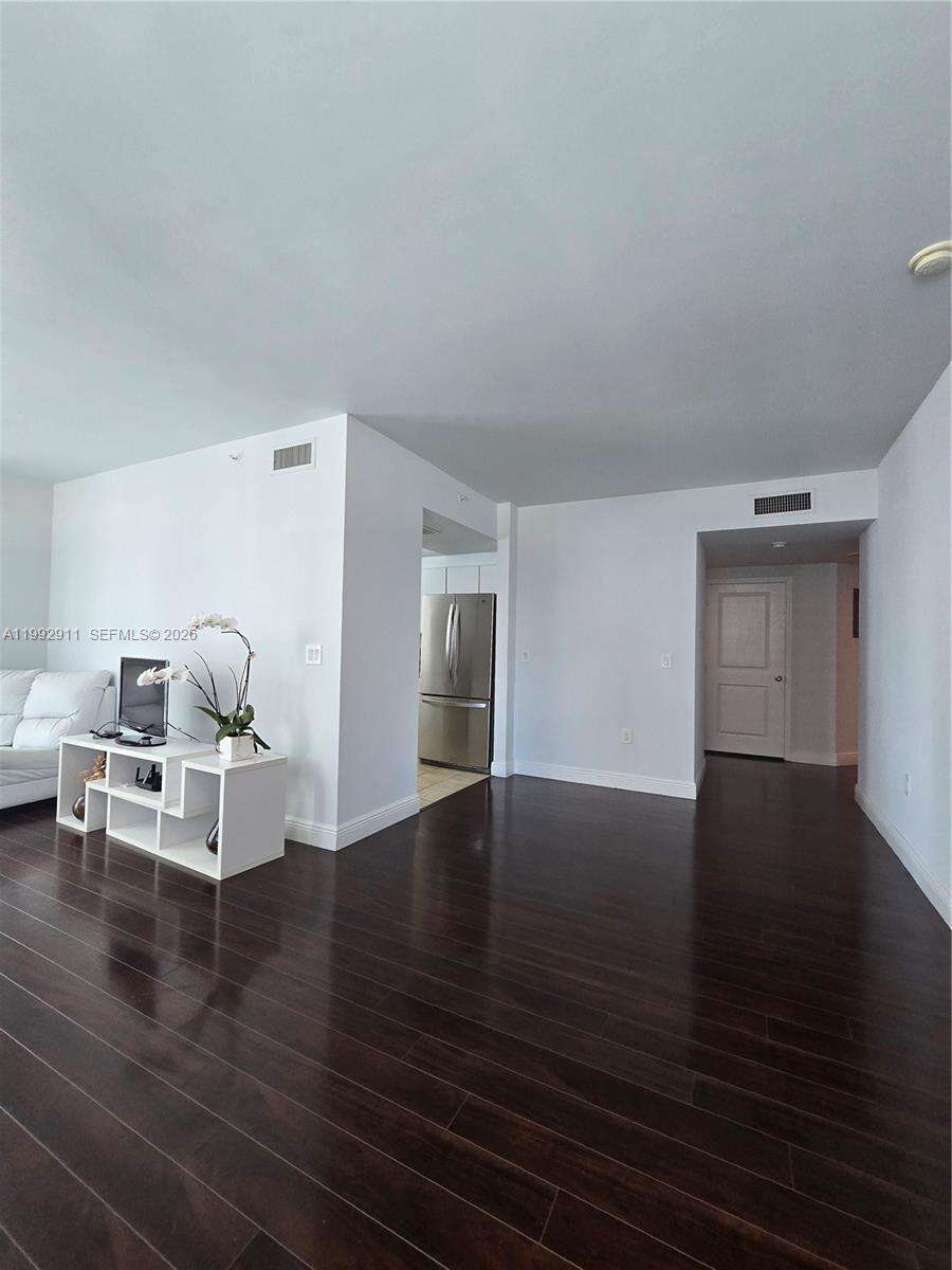 Vue At Brickell at 1250 Miami Ave, Miami, FL 33130 - For Rent photo 9