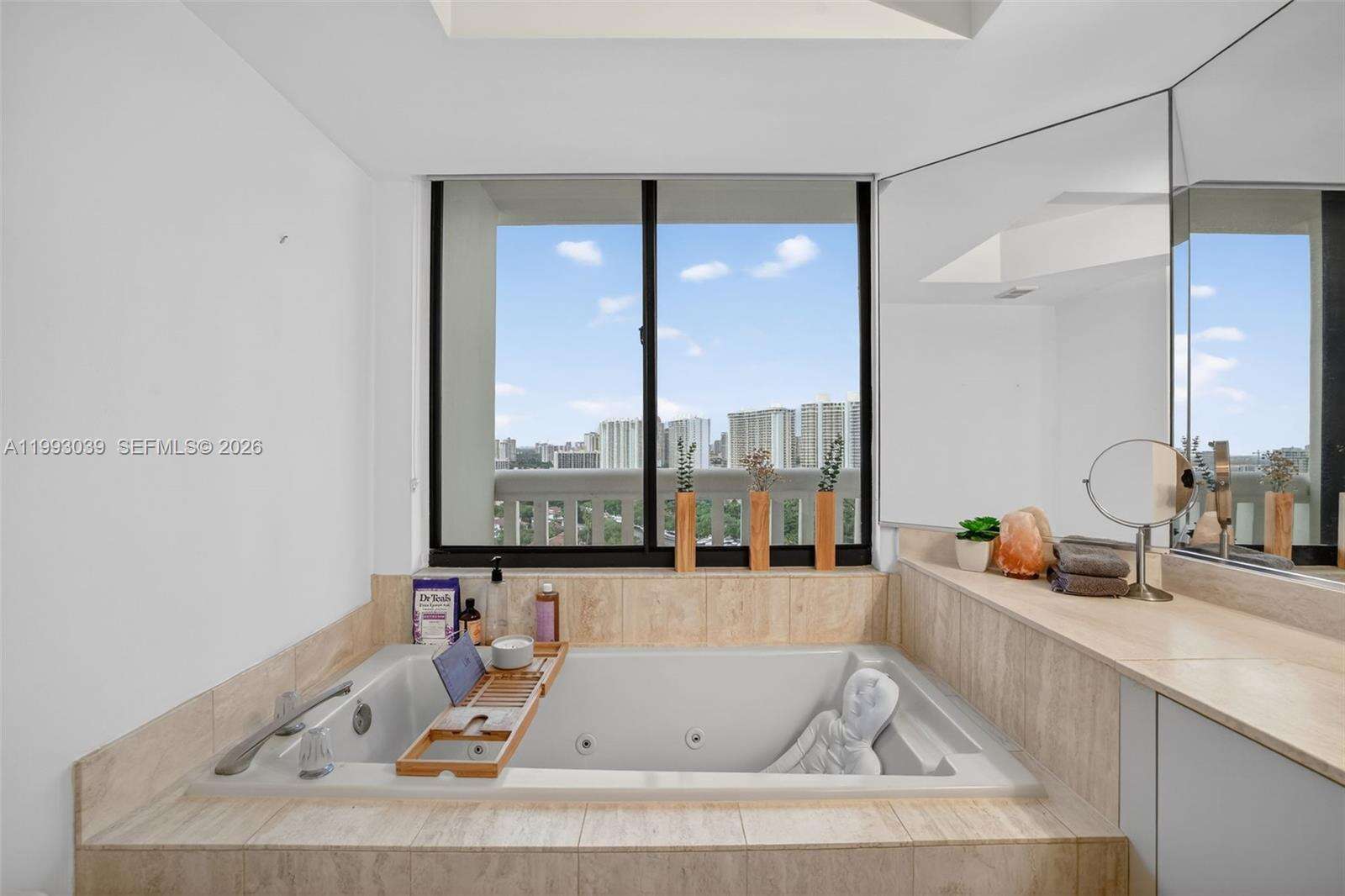 1000 Williams Island at 1000 Island Blvd, Aventura, FL 33160 - For Rent photo 38
