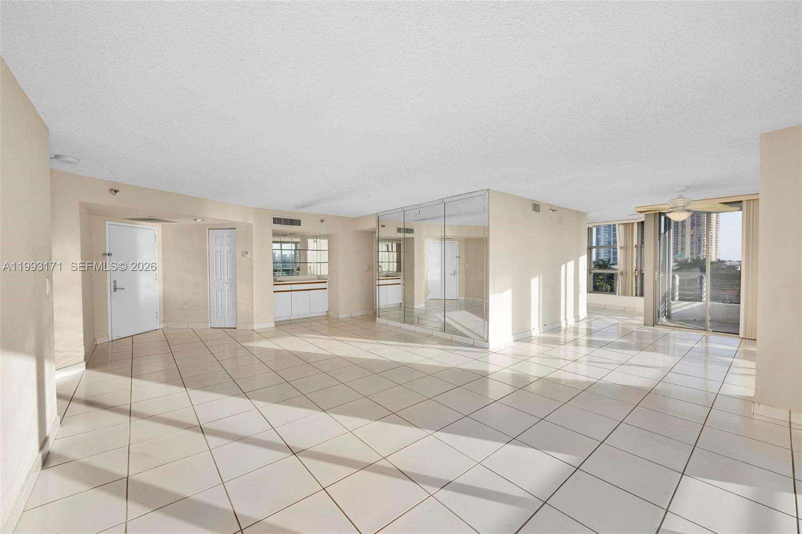 Mystic Pointe Tower 500 at 3530 Mystic Pointe Dr, Aventura, FL 33180 - For Rent photo 12