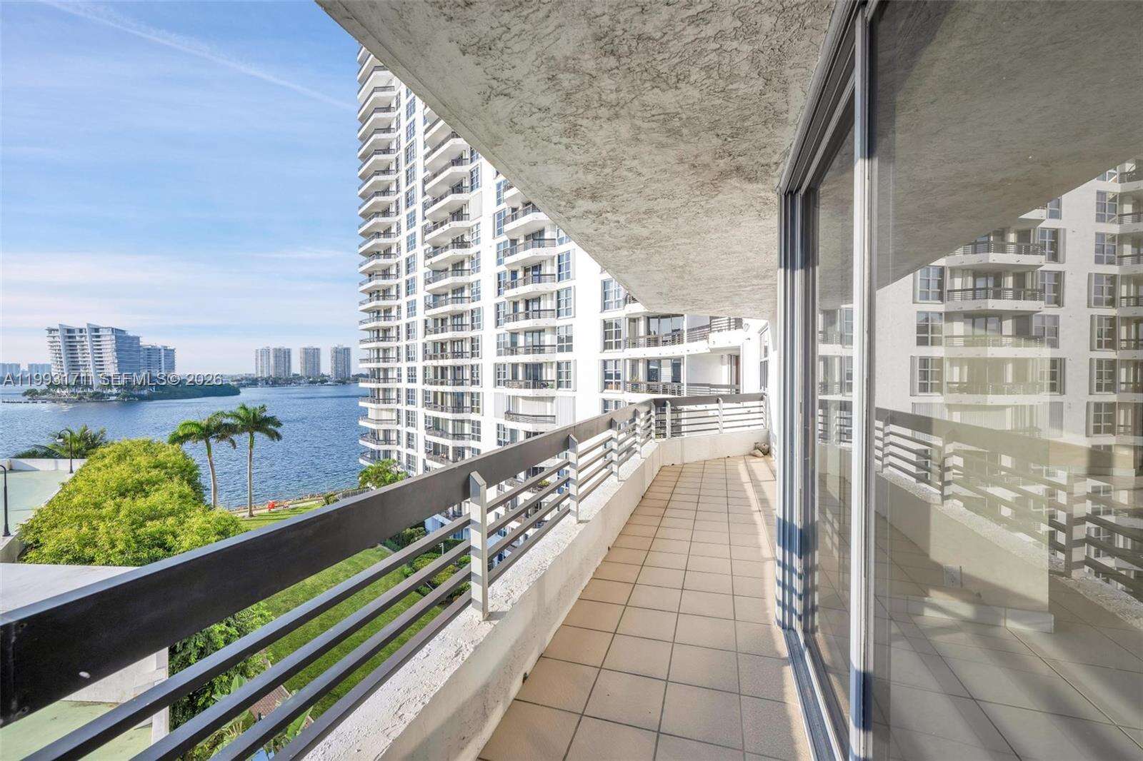 Mystic Pointe Tower 500 at 3530 Mystic Pointe Dr, Aventura, FL 33180 - For Rent photo 21