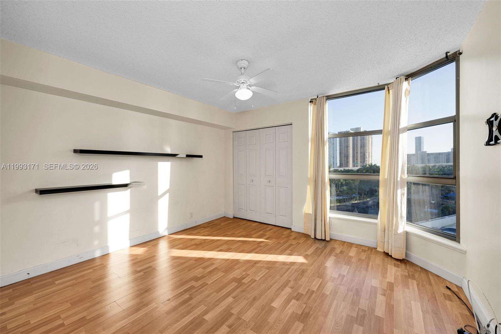 Mystic Pointe Tower 500 at 3530 Mystic Pointe Dr, Aventura, FL 33180 - For Rent photo 25