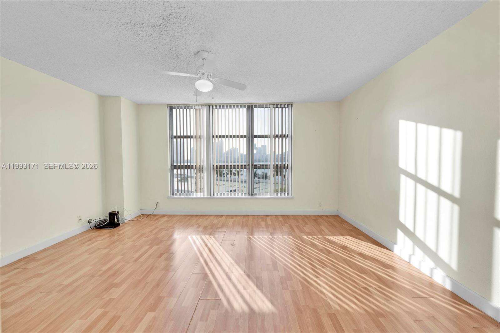 Mystic Pointe Tower 500 at 3530 Mystic Pointe Dr, Aventura, FL 33180 - For Rent photo 26
