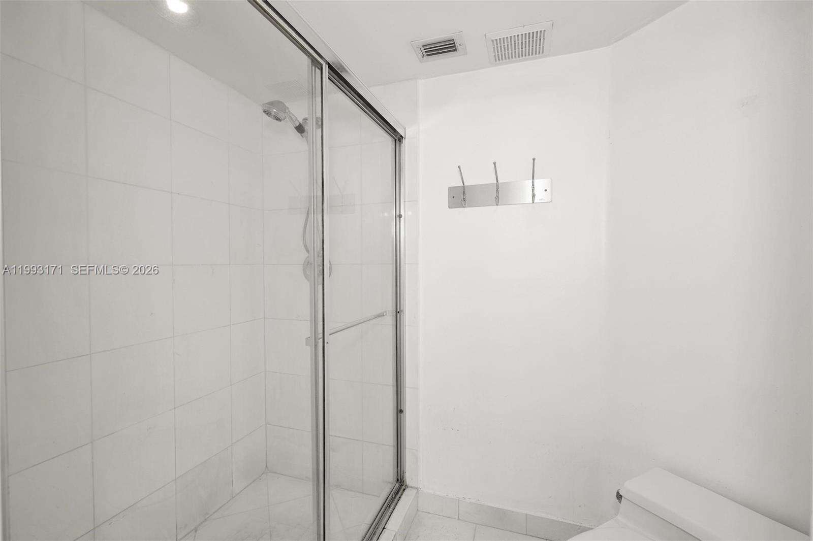 Mystic Pointe Tower 500 at 3530 Mystic Pointe Dr, Aventura, FL 33180 - For Rent photo 28