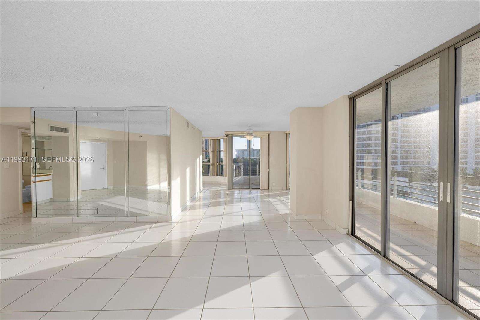 Mystic Pointe Tower 500 at 3530 Mystic Pointe Dr, Aventura, FL 33180 - For Rent photo 10