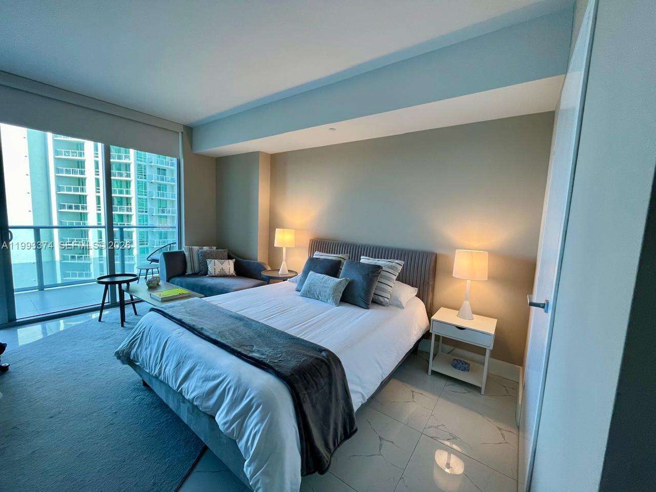 Brickell House at 1300 Brickell Bay Dr, Miami, FL 33131 - For Rent photo 6