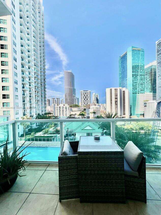 Brickell On The River at 41 5 St, Miami, FL 33131 - For Rent photo 1