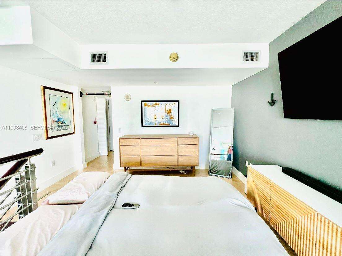 Brickell On The River at 41 5 St, Miami, FL 33131 - For Rent photo 11