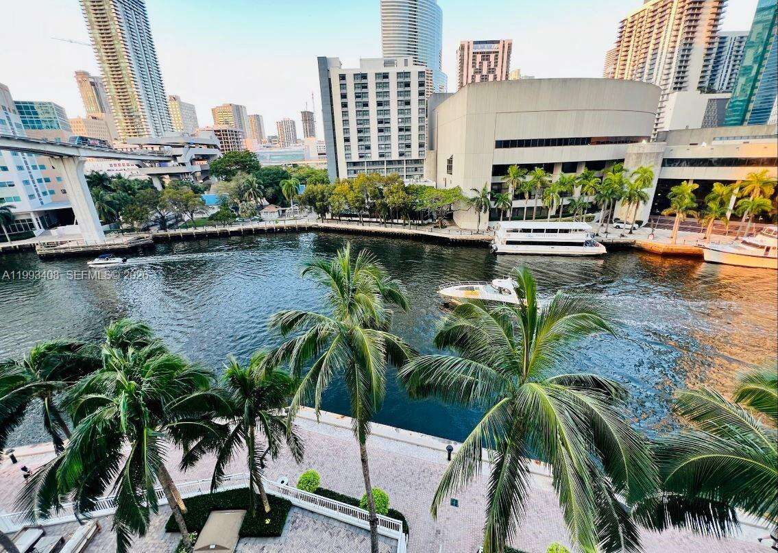 Brickell On The River at 41 5 St, Miami, FL 33131 - For Rent photo 23