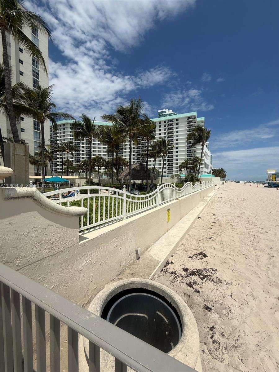 The Tides at 3801 Ocean Dr, Hollywood, FL 33019 - For Rent photo 14