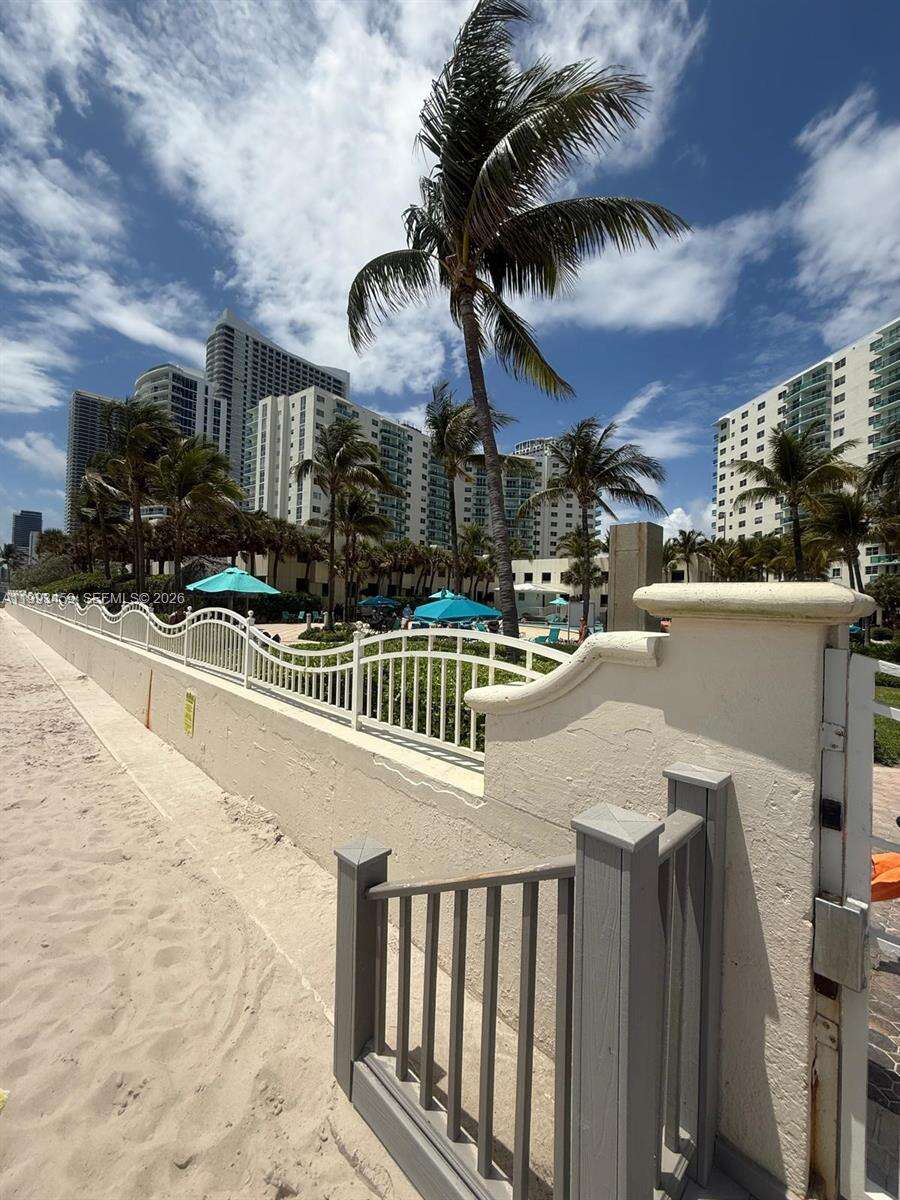The Tides at 3801 Ocean Dr, Hollywood, FL 33019 - For Rent photo 18