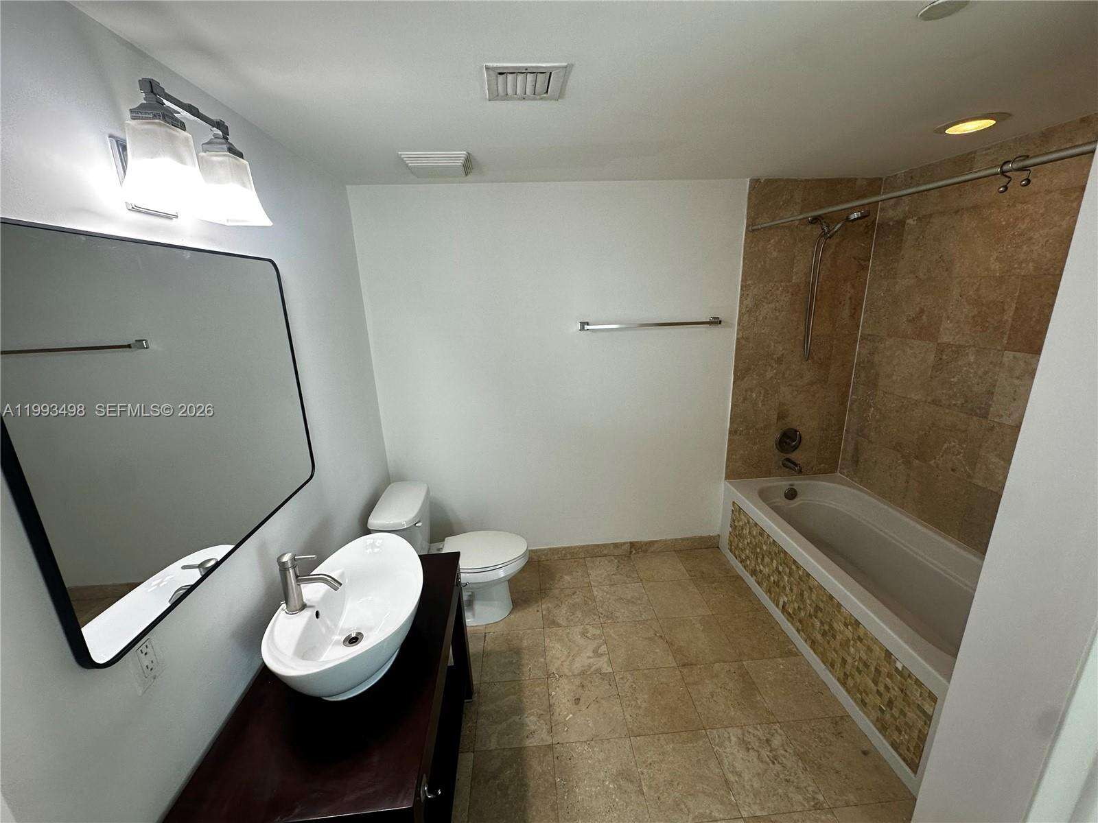 Wind By Neo at 350 Miami Ave, Miami, FL 33130 - For Rent photo 11