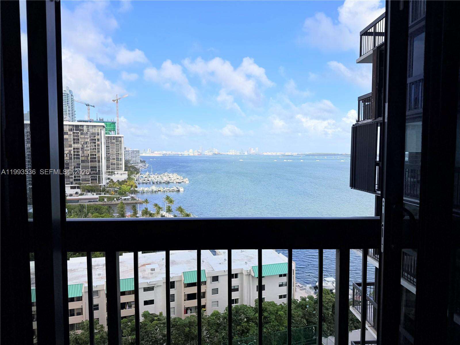 Brickell Bay Club at 2333 Brickell Ave, Miami, FL 33129 - For Rent photo 18