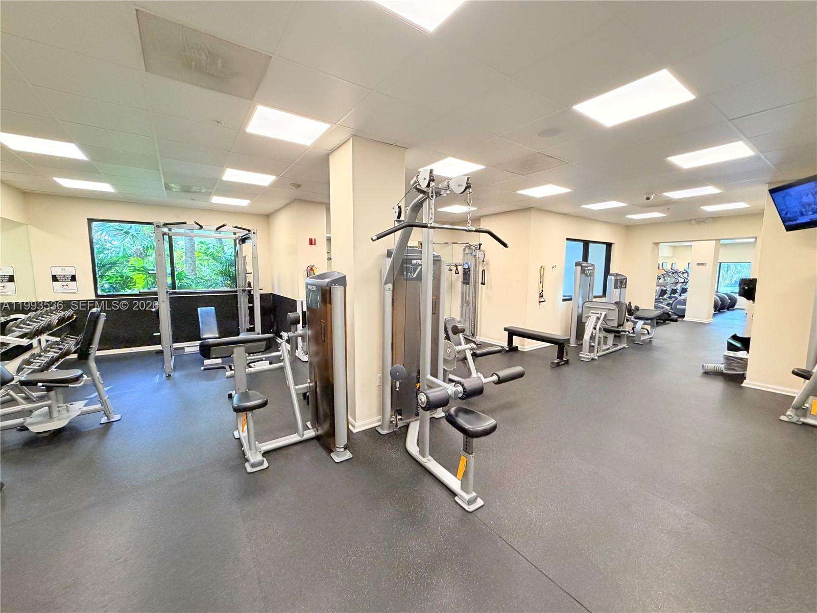 Brickell Bay Club at 2333 Brickell Ave, Miami, FL 33129 - For Rent photo 29