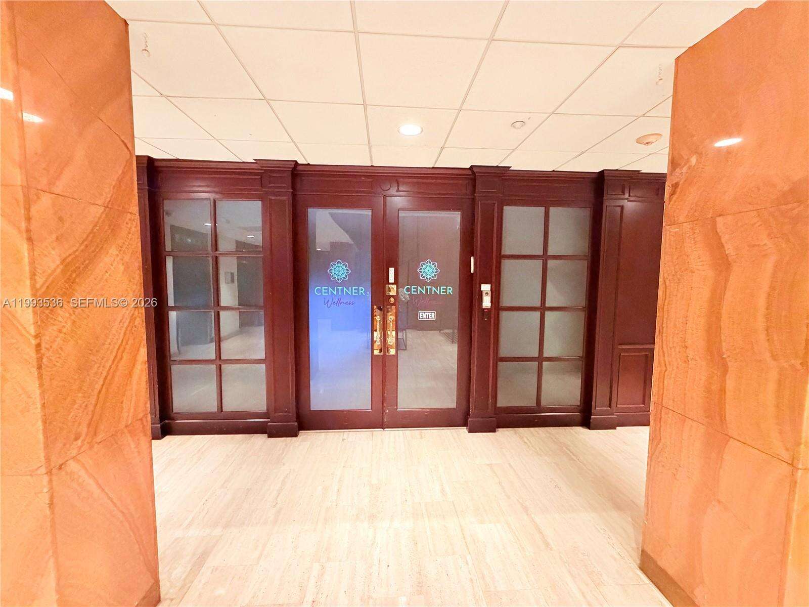 Brickell Bay Club at 2333 Brickell Ave, Miami, FL 33129 - For Rent photo 37