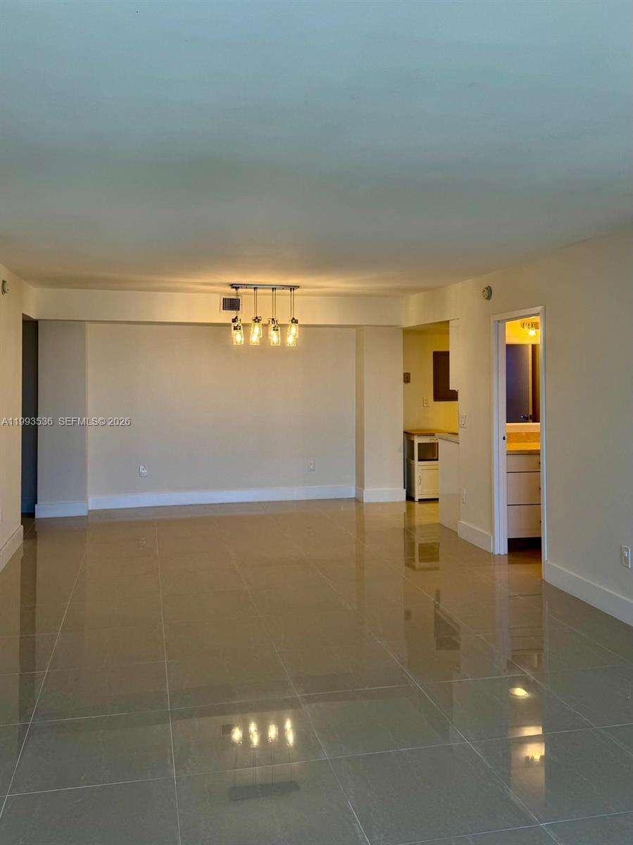 Brickell Bay Club at 2333 Brickell Ave, Miami, FL 33129 - For Rent photo 5
