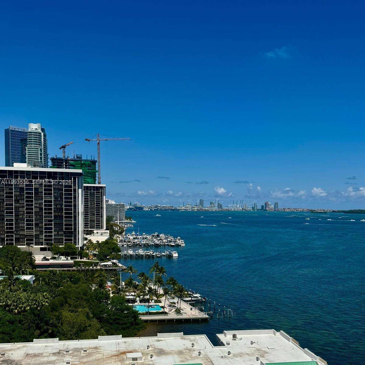 Brickell Bay Club at 2333 Brickell Ave, Miami, FL 33129 - For Rent photo 7
