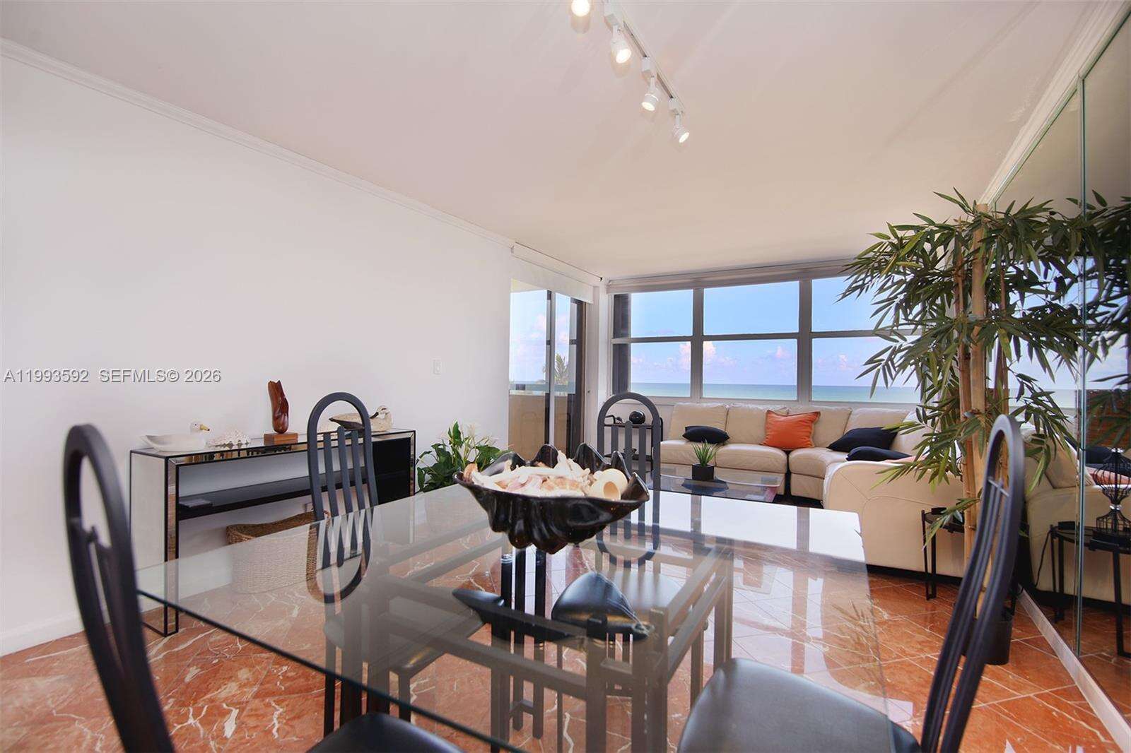 Club Atlantis at 2555 Collins Ave, Miami Beach, FL 33140 - For Rent photo 3