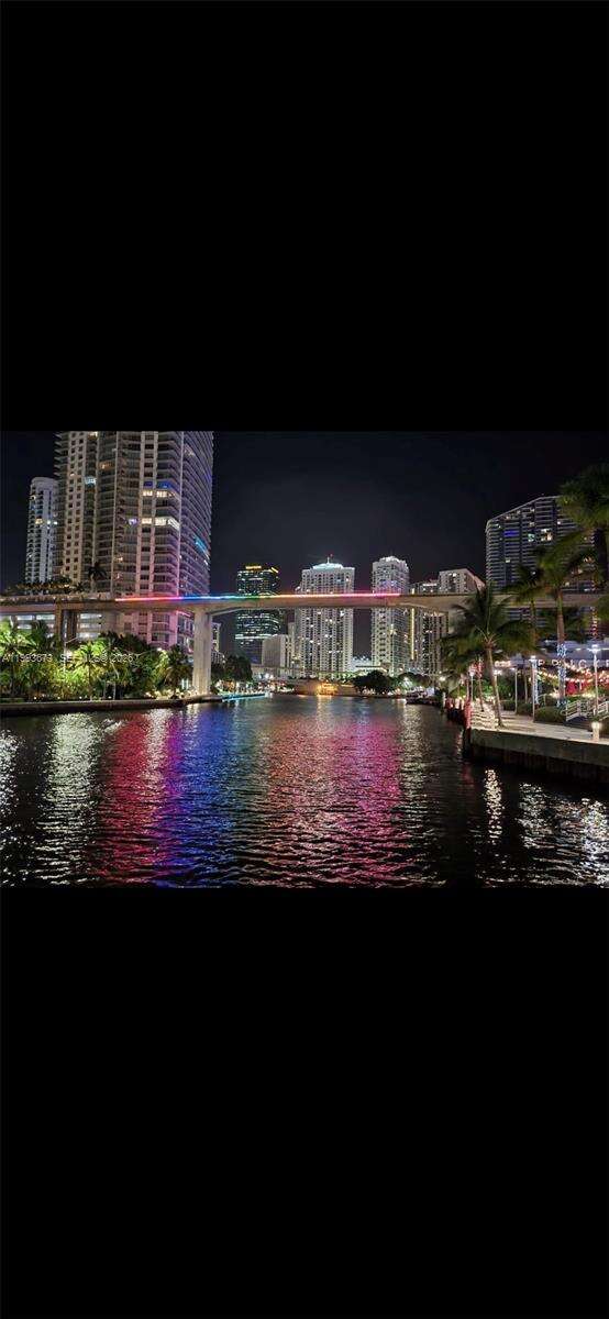 Neo Vertika at 690 1 Ct, Miami, FL 33130 - For Rent photo 28