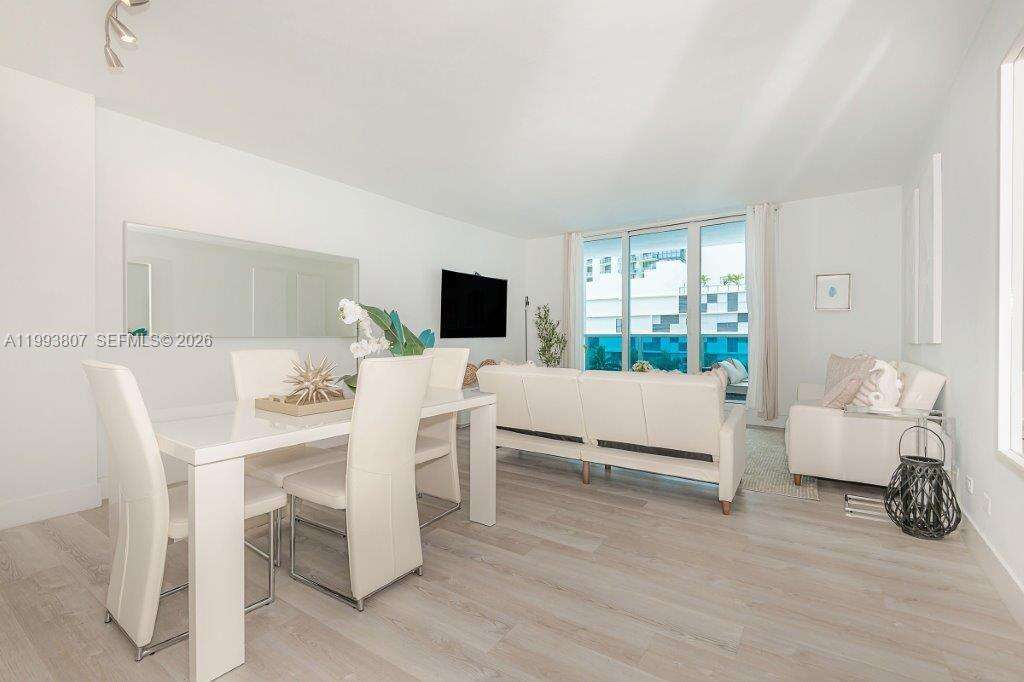 Roney Palace at 2301 Collins Ave, Miami Beach, FL 33139 - For Rent photo 3