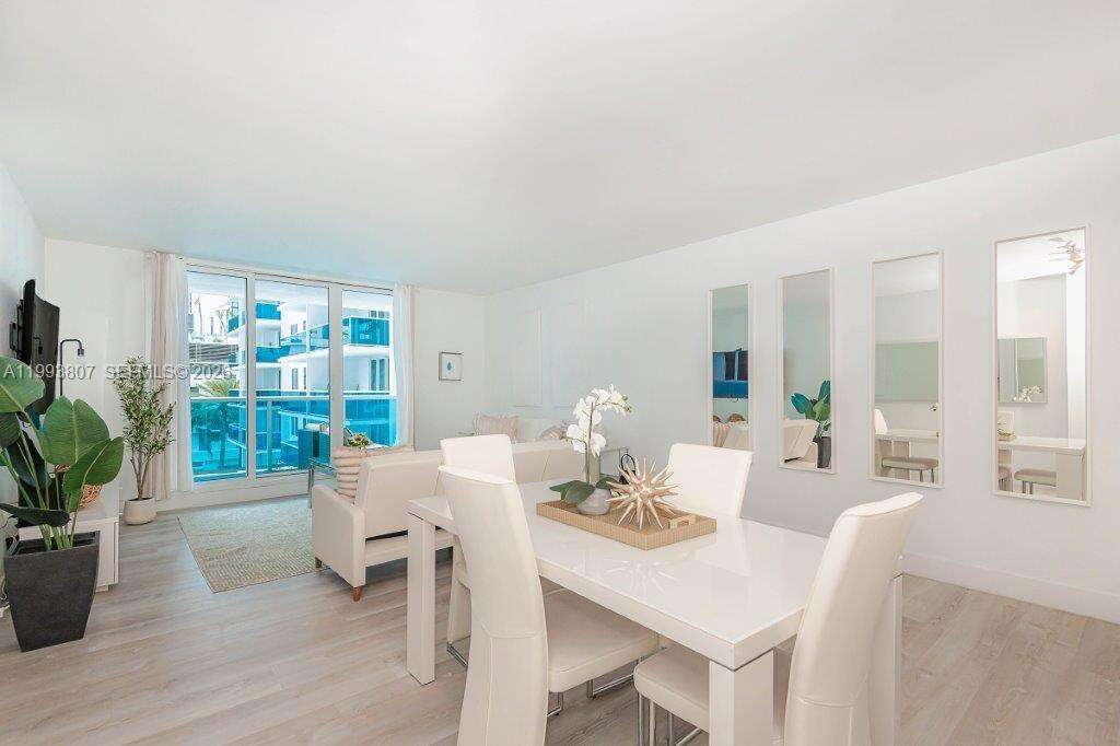 Roney Palace at 2301 Collins Ave, Miami Beach, FL 33139 - For Rent photo 4
