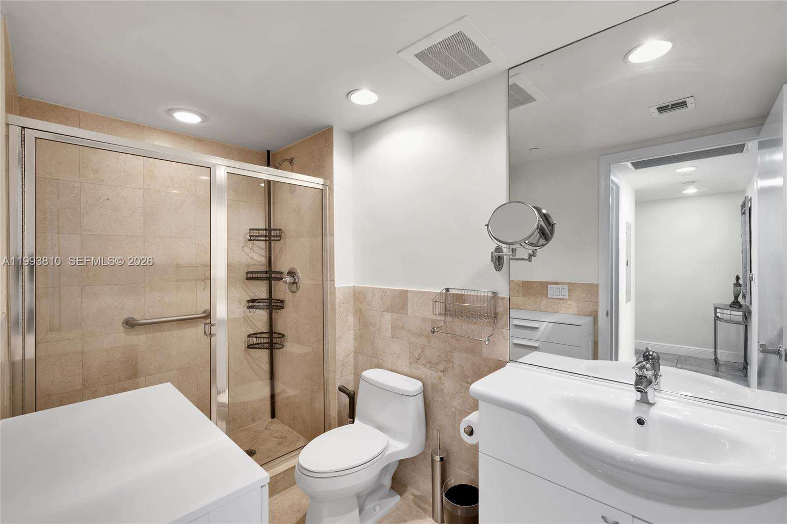 The Beach Club Three at 1800 Ocean Dr, Hallandale Beach, FL 33009 - For Rent photo 28