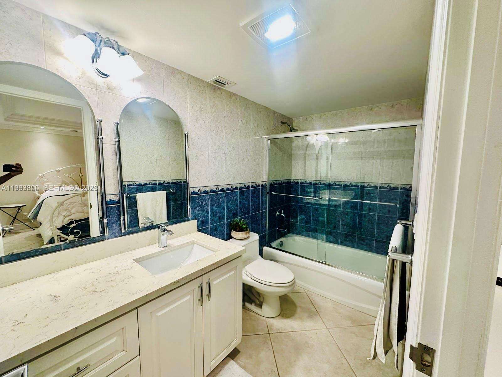 Club Atlantis at 2555 Collins Ave, Miami Beach, FL 33140 - For Rent photo 10