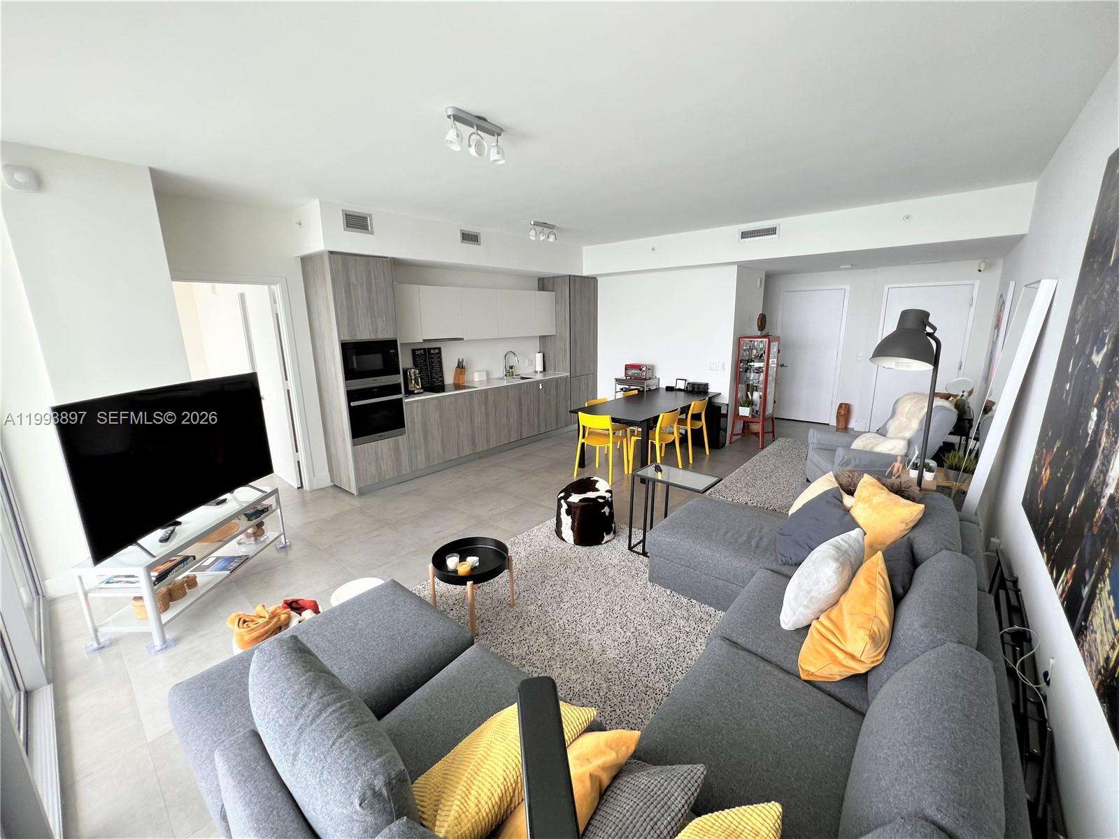Biscayne Beach at 2900 7 Ave, Miami, FL 33137 - For Rent photo 2