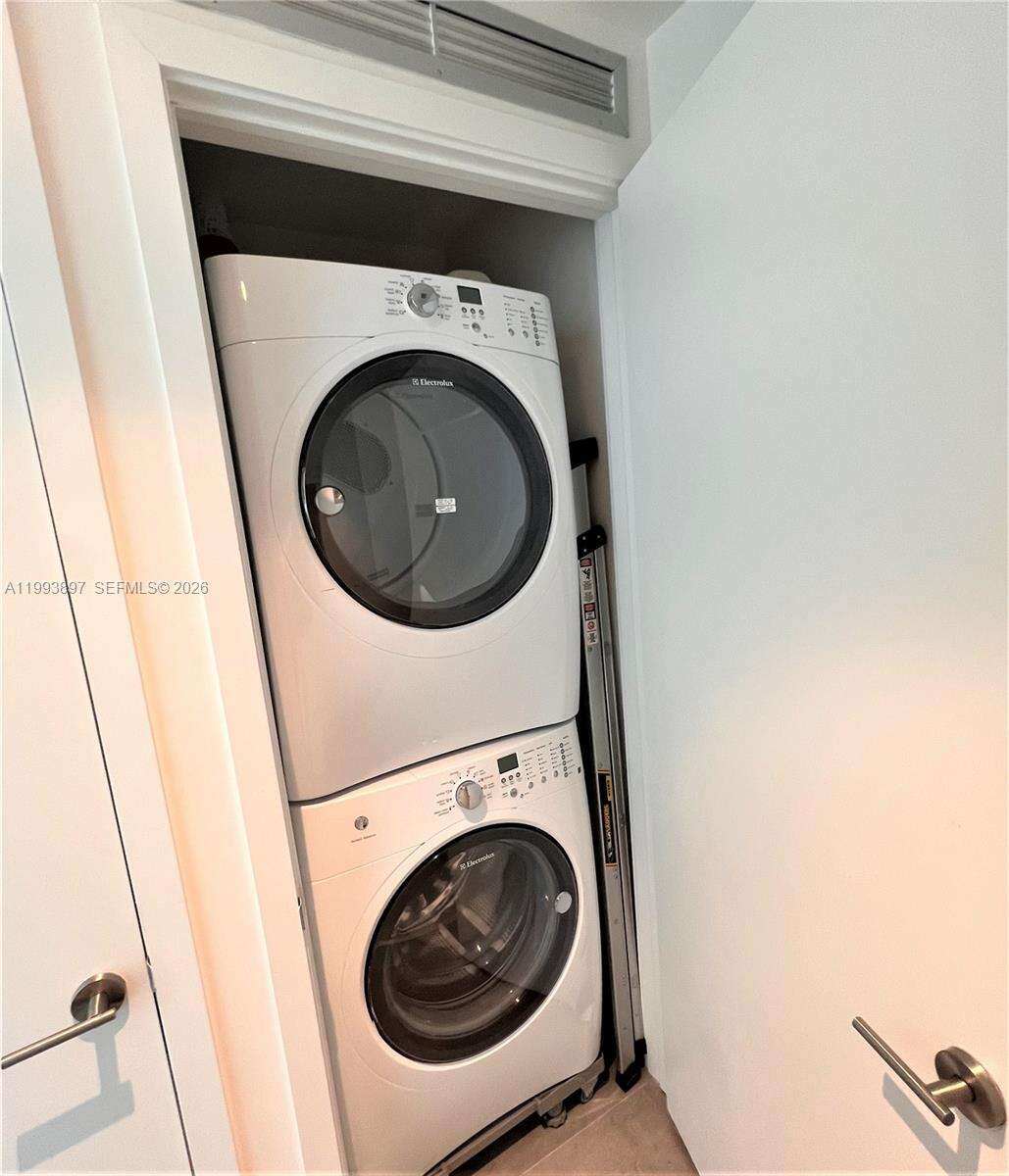 Biscayne Beach at 2900 7 Ave, Miami, FL 33137 - For Rent photo 10