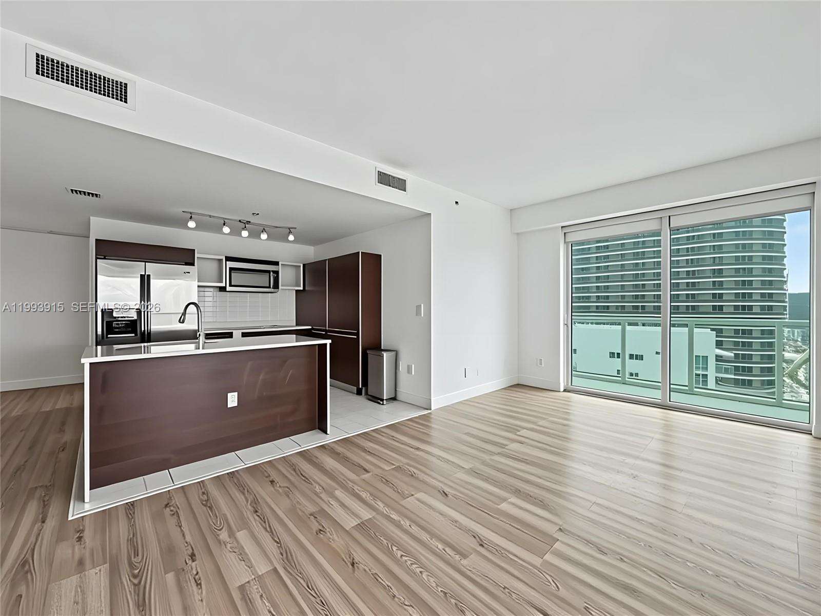Quantum On The Bay at 1900 Bayshore Dr, Miami, FL 33132 - For Rent photo 4