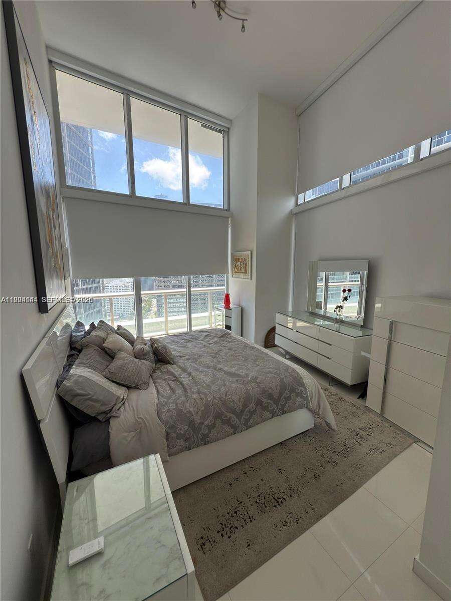 Icon Brickell 1 at 475 Brickell Ave, Miami, FL 33131 - For Rent photo 5