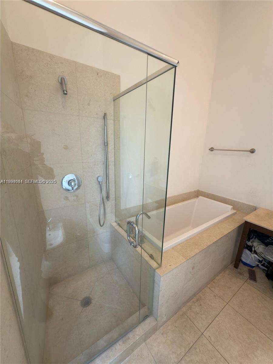 Icon Brickell 1 at 475 Brickell Ave, Miami, FL 33131 - For Rent photo 8