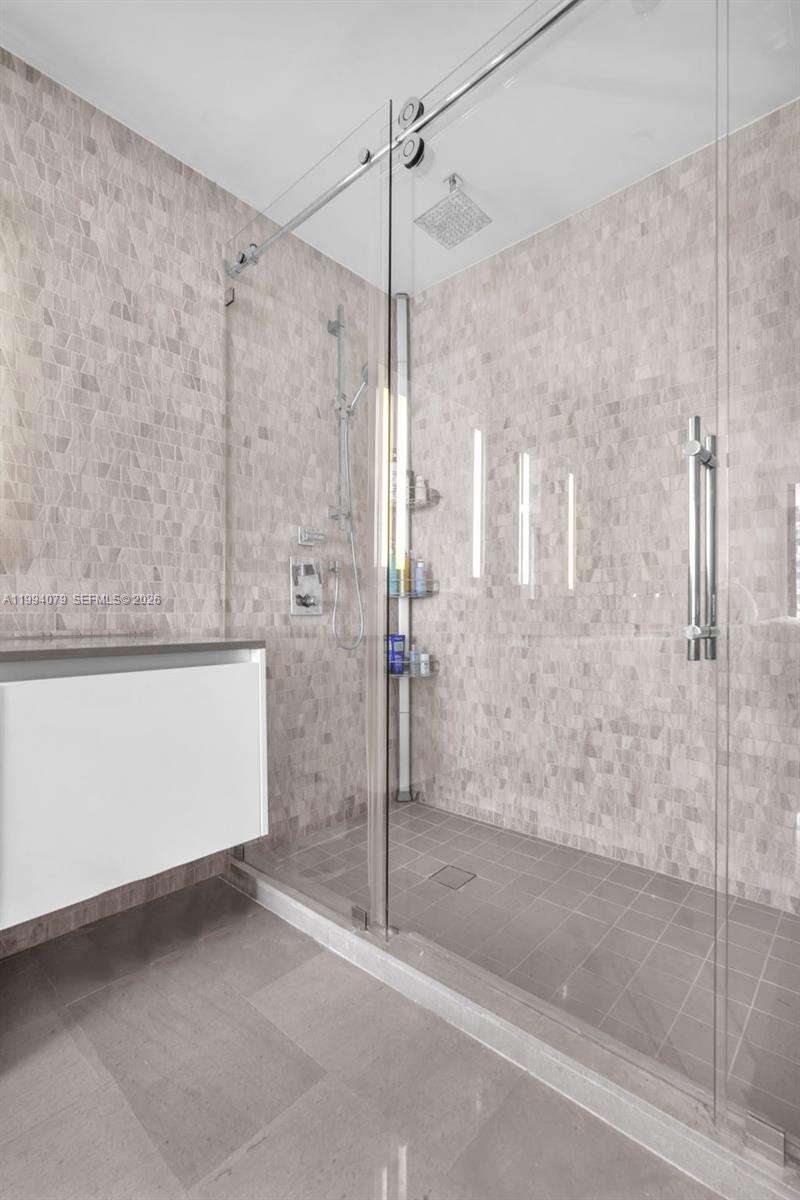 Reach Brickell at 68 6 St, Miami, FL 33131 - For Rent photo 20