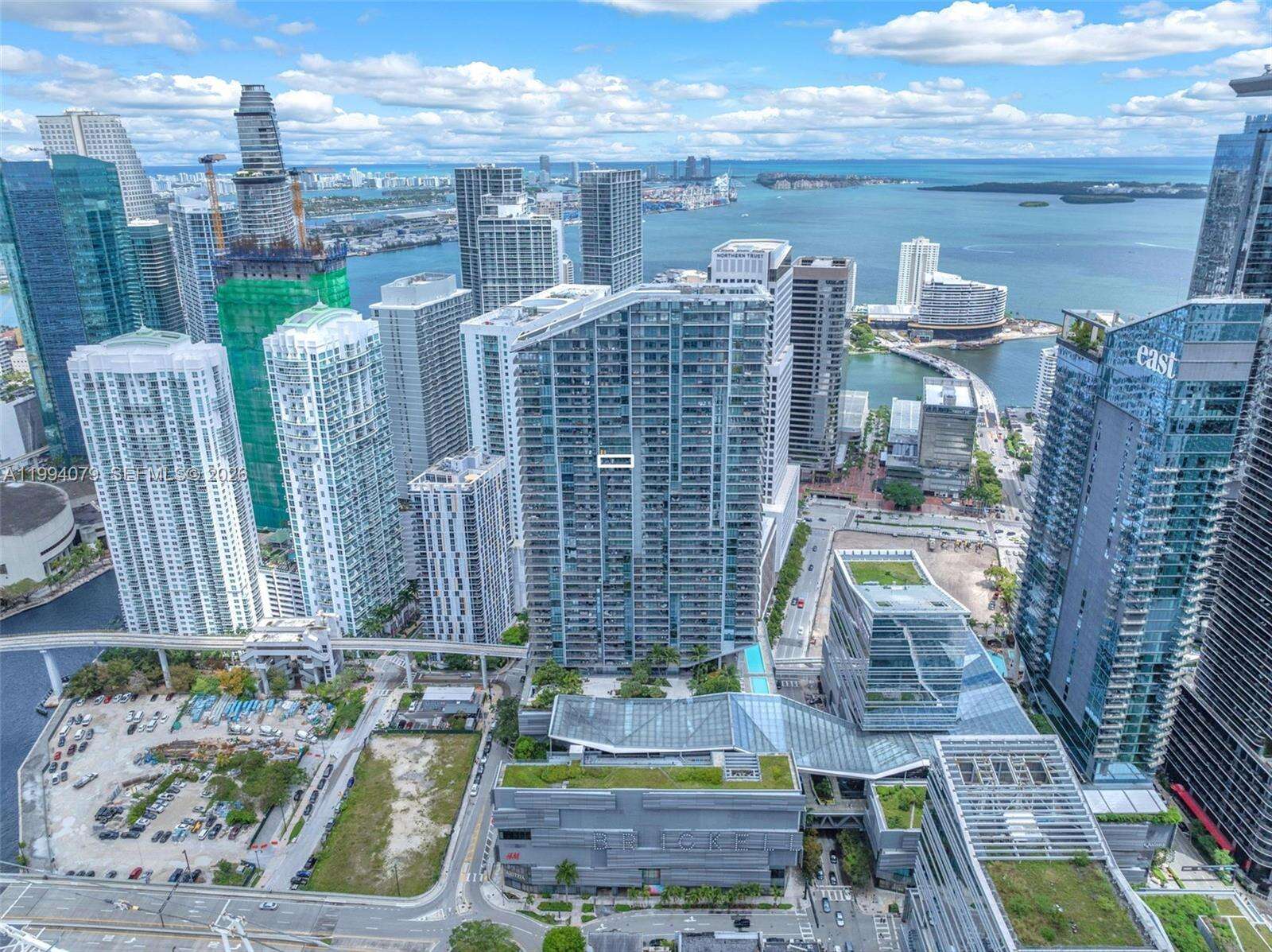 Reach Brickell at 68 6 St, Miami, FL 33131 - For Rent photo 25