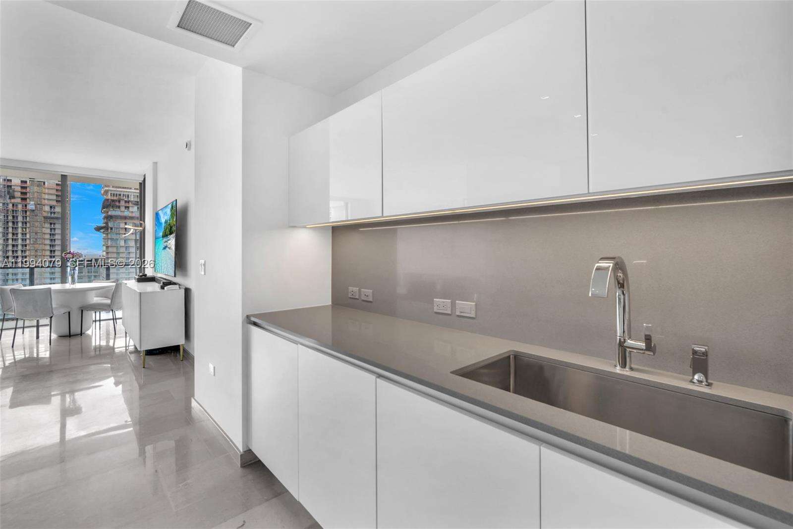 Reach Brickell at 68 6 St, Miami, FL 33131 - For Rent photo 5