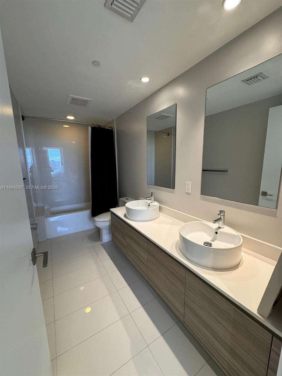 Hyde Midtown at 121 34 St, Miami, FL 33137 - For Rent photo 4