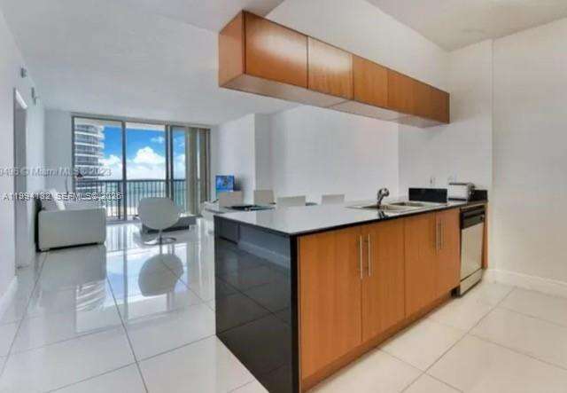 Opera Tower at 1750 N Bayshore Dr, Miami, FL 33132 - For Rent photo 4
