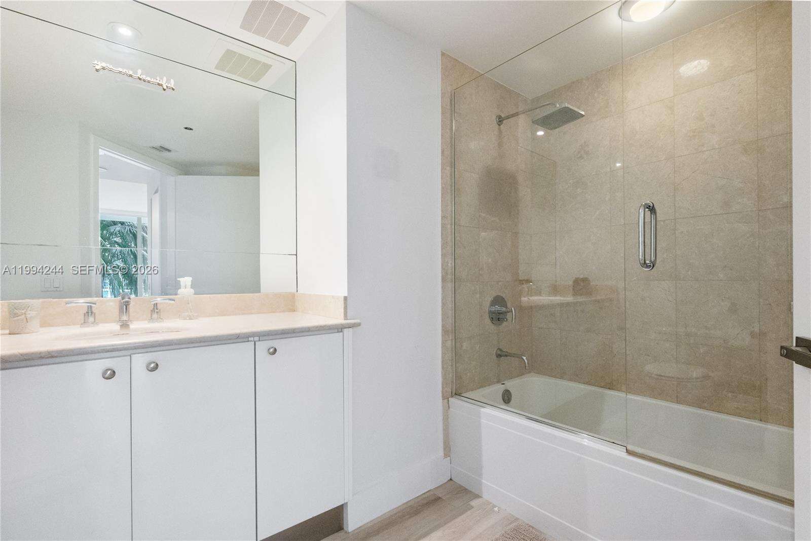 Carbonell at 901 Brickell Key Blvd, Miami, FL 33131 - For Rent photo 19
