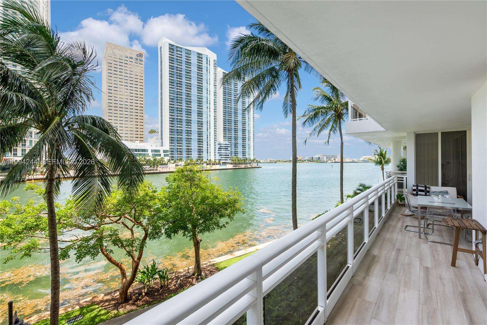 Carbonell at 901 Brickell Key Blvd, Miami, FL 33131 - For Rent photo 6