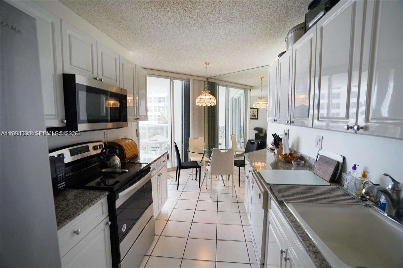 Sands Pointe at 16711 Collins Ave, Sunny Isles Beach, FL 33160 - For Rent photo 5
