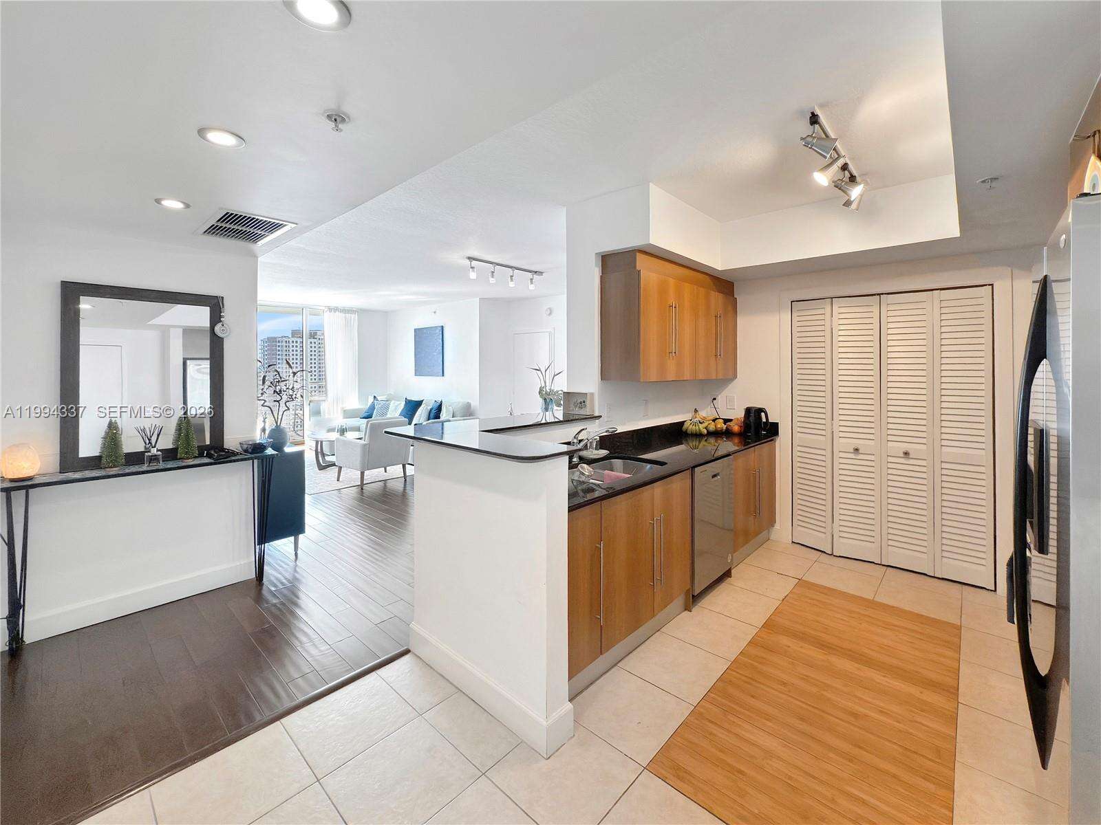 One Miami East at 335 Biscayne Blvd, Miami, FL 33131 - For Rent photo 2