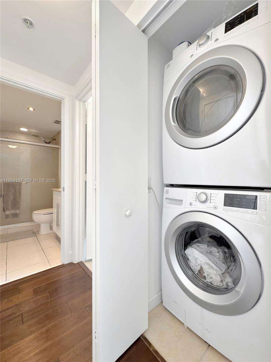 One Miami East at 335 Biscayne Blvd, Miami, FL 33131 - For Rent photo 19