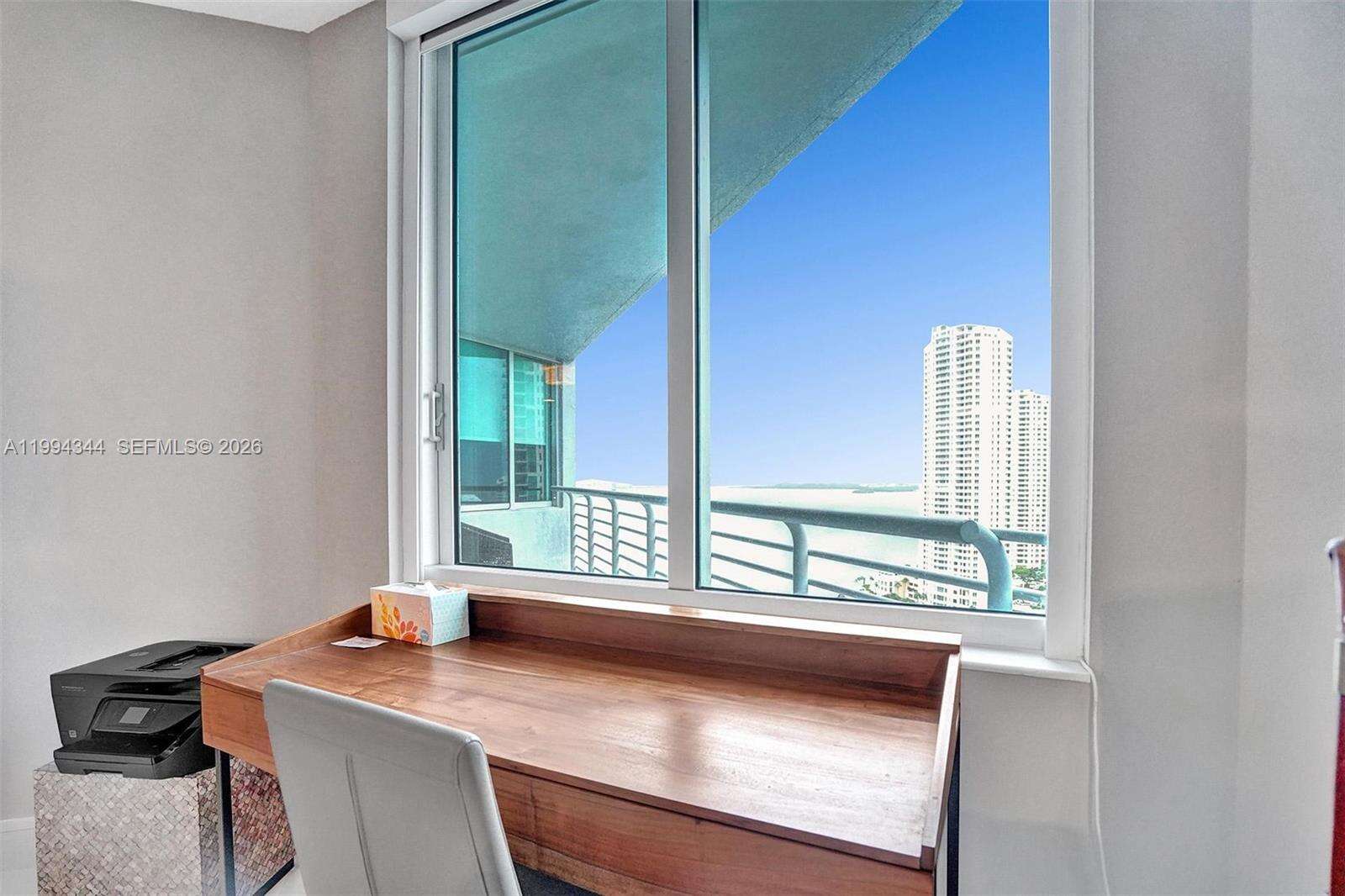 One Miami West at 325 Biscayne Blvd, Miami, FL 33131 - For Rent photo 18