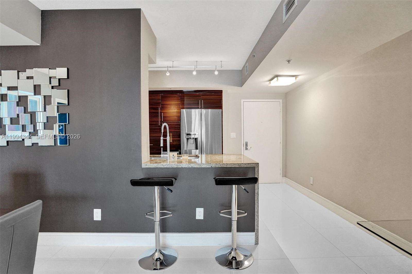 One Miami West at 325 Biscayne Blvd, Miami, FL 33131 - For Rent photo 21