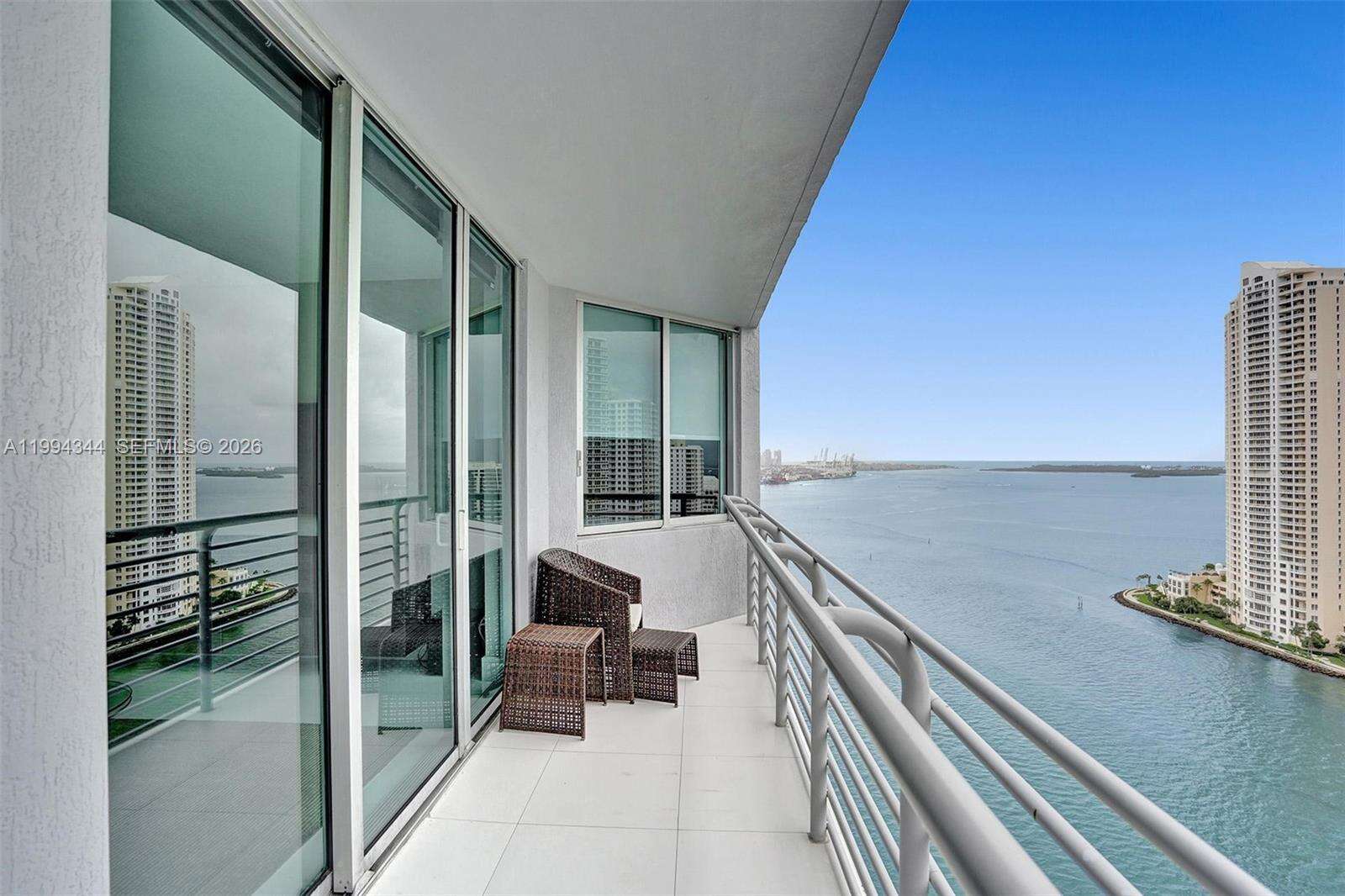 One Miami West at 325 Biscayne Blvd, Miami, FL 33131 - For Rent photo 27